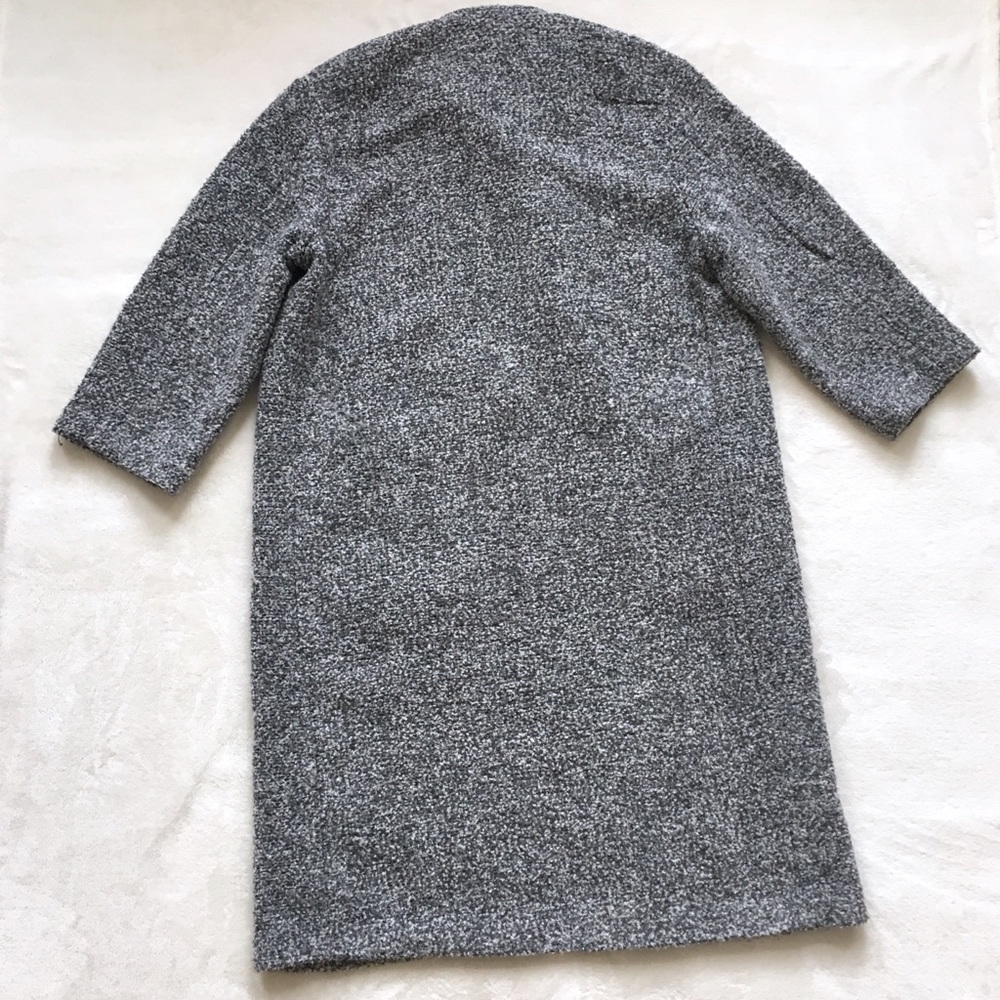 SOLD!! beautiful gray wool overcoat - Picture 5 of 8